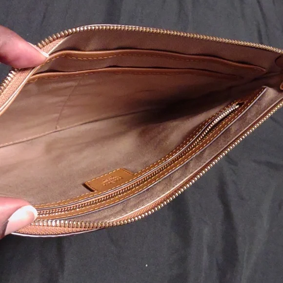 MCM bag/clutch - Picture 4 of 4